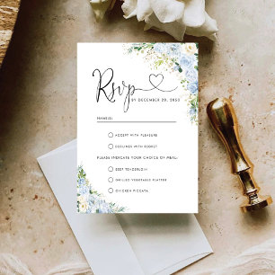 Cartão de Resposta de Casamento Floral Azul Empoei