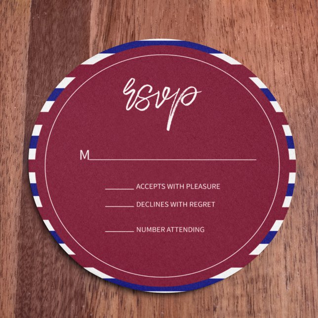 Cartão de Resposta de Tema de Casamento Vermelho e (Try out this round RSVP card to your wedding )