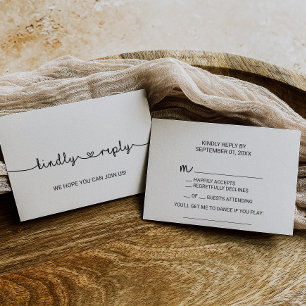 Cartão de RSVP de Pedido de Música Love Hearts