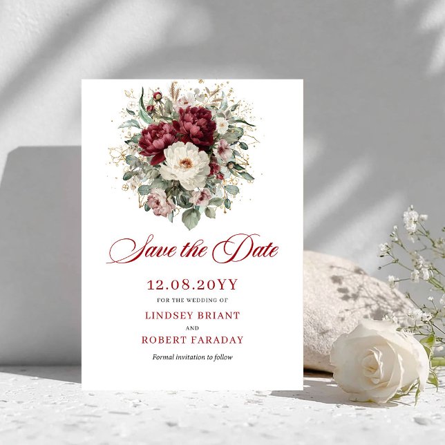 Cartão de Salvar a Data de Beleza Rosa Borgonha (Beautiful Blush Burgundy Save The Date Card)