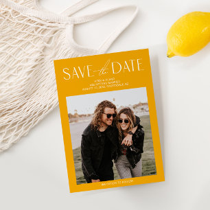 Cartão de Salvar a Data de Casamento Amarelo Moder