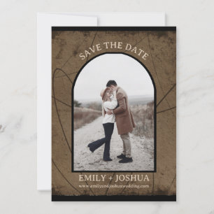 Cartão de Salvar a Data Rústico Mal-humorado Terra