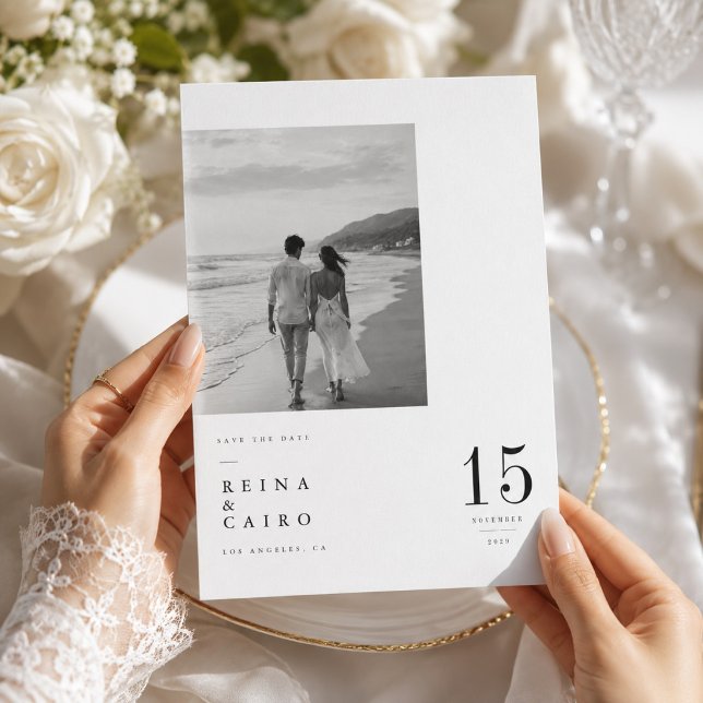 Cartão de Save the Date de Foto com Data Grande Mo (Criador carregado)
