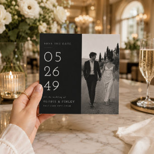 Cartão de Save The Date de Layout Dividido Moderno