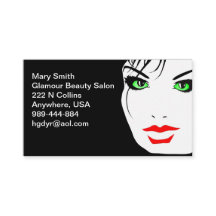 A cara da mulher com olhos verdes