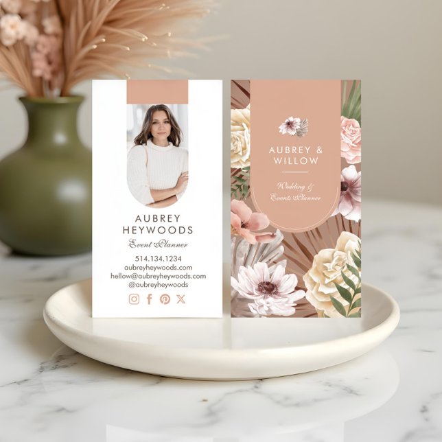 Cartão De Visita Arco Fotográfico Floral da Boêmia Moderna (Modern Chic Bohemian Watercolor Florals Photo Arch Business Card)