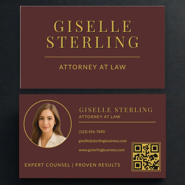 Cartão De Visita Attorney at Law Burgundy Gold Photo QR Code (Criador carregado)