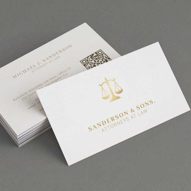 Cartão De Visita Attorney at law lawyer professional gold white (Criador carregado)
