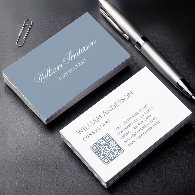 Cartão De Visita Azul Desbotado Branco Simples Código QR e Caligraf (Criador carregado)