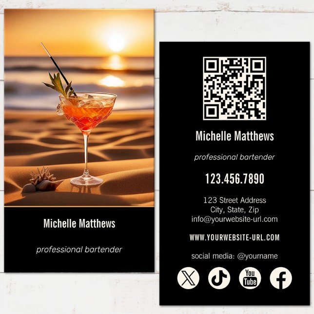Cartão De Visita Barman Profissional de Fotos do Cocktail Moderno (Professional bartender business card with image of a cocktail on the beach or your photo - QR code)