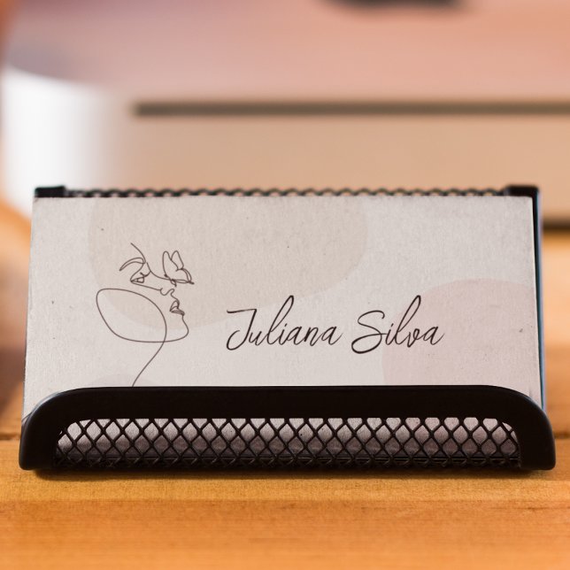 Cartão De Visita Beige Women Hair Salon Nail Art Makeup Artist (Criador carregado)