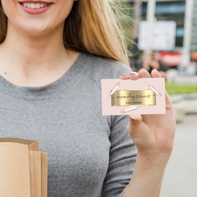 Cartão De Visita Beleza Cosmetologista Seringa Botox B12 QRCode Ros (Criador carregado)