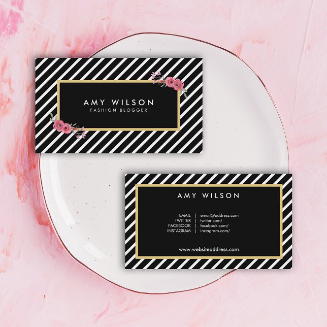 Cartão De Visita Blogueiro Black White Floral Fashion Social Media (Criador carregado)