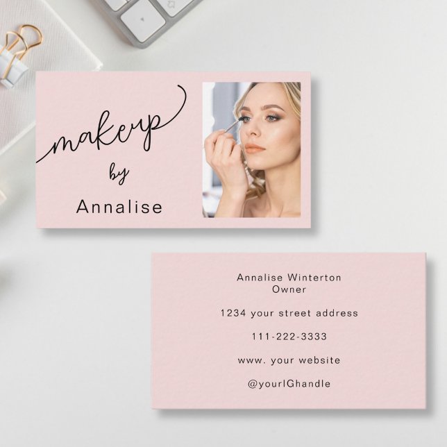 Cartão De Visita Blush Pink Black Script Photo Makeup Business Card (Criador carregado)