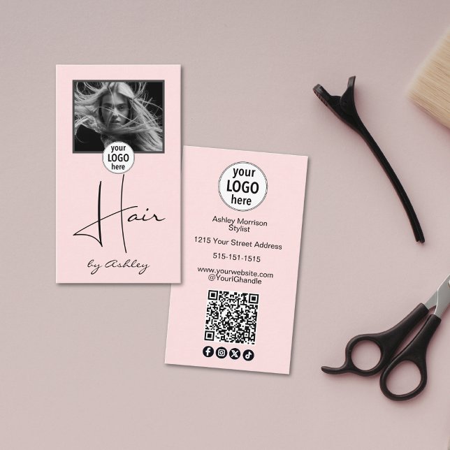Cartão De Visita Blush Pink Photo Script Hair Logo QR Code Social  (Criador carregado)