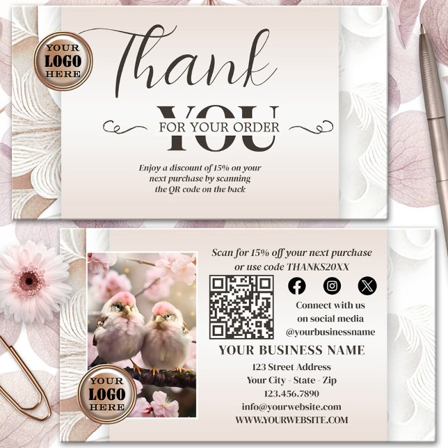 Cartão De Visita Boho Chic QR Code Foto: Obrigado pelo seu pedido (Thank you for your order photo business card featuring a boho chic design in pastel colors - QR code)