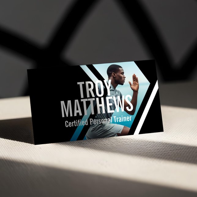 Cartão De Visita Bold Strong Modern Personal Trainer Fitness Photo  (Bold Geometrical Photo Personal Trainer Fitness Business Card (Front))