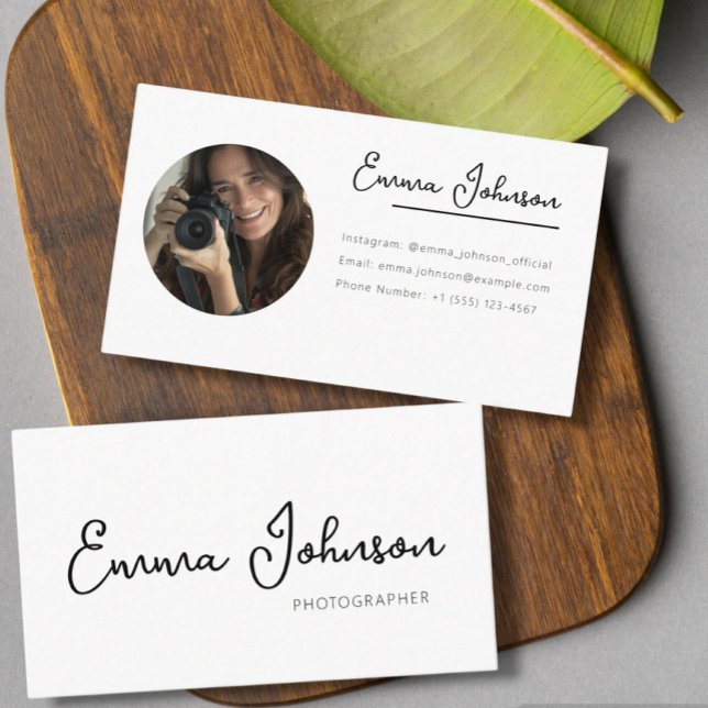Cartão De Visita Business card template with photo, minimalist  (Criador carregado)
