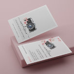 Cartão De Visita Câmara de Vintage com Aquarela e Fotografia Floral<br><div class="desc">A cartão de visita perfeita para promover o seu negócio de fotografia. A frente da placa apresenta nossa câmera preta de aquarela, desenhada à mão, com nossa linda coloração d'água, cor rosa, cereja florescendo armando a câmera. Personalize com o seu nome comercial e Web site. O lado inverso apresenta as...</div>