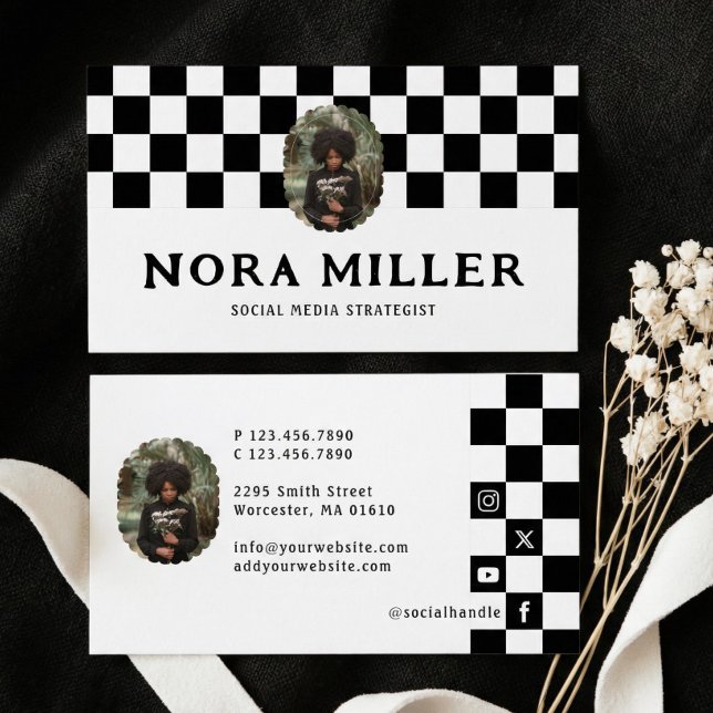 Cartão De Visita Checkered Pattern Social Media Influencer Photo (Checkered Pattern Social Media Influencer Photo Business Card)