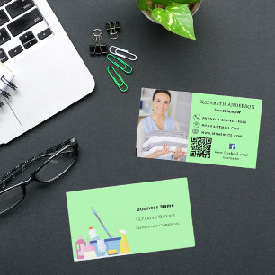Cartão De Visita Código QR da foto verde-clara do serviço de limpez