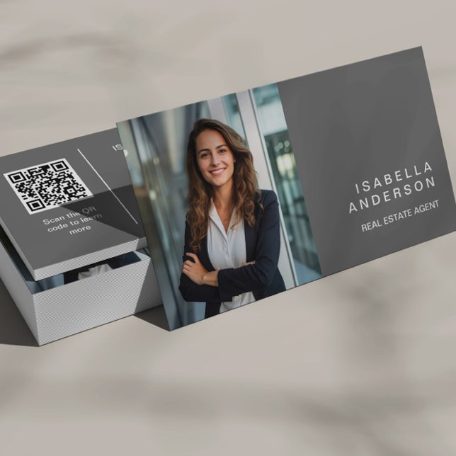 Cartão De Visita Código QR de Foto Profissional de Imóveis Moderno  (Criador carregado)