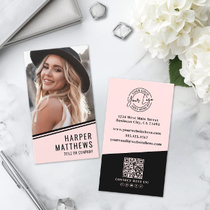 Cartão De Visita Código QR de Logotipo Simples Rosa Bege