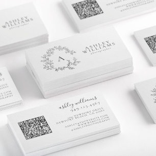 Cartão De Visita Código QR do Segmento Floral da Cinza Elegante Mon