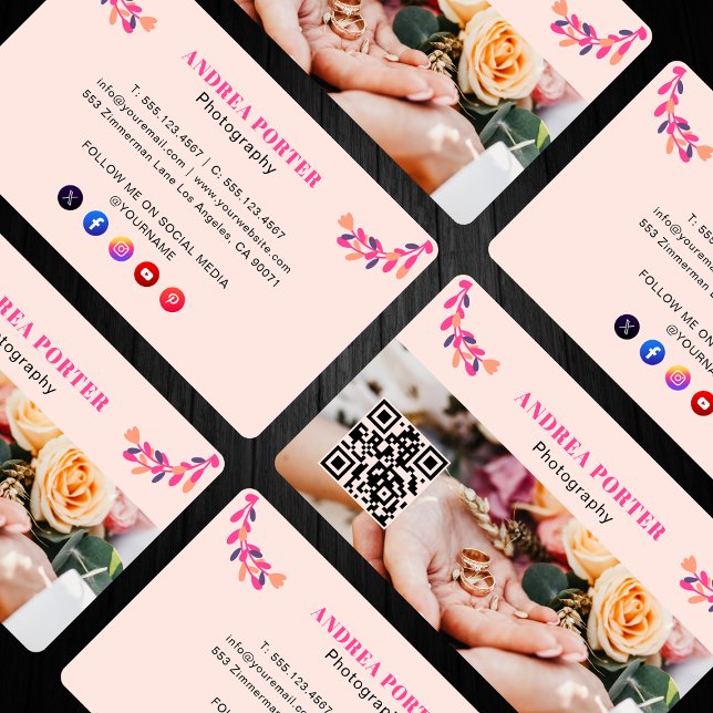 Cartão De Visita Código QR Floral Feminina Moderna (Criador carregado)