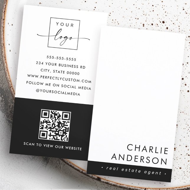Cartão De Visita Código QR mínimo moderno branco preto (Modern minimal QR code black white vertical Business Card)