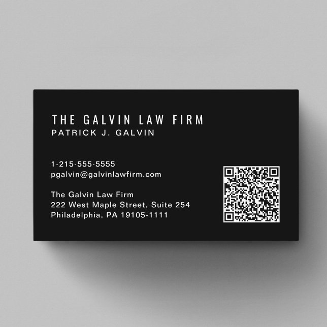 Cartão De Visita Código QR Moderno Empresa Empregada Preto (Capture attention, make connections, and leave a lasting impression with our modern QR business card)