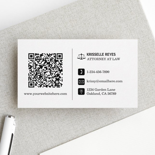 Cartão De Visita Código QR preto e branco moderno profissional (Make an impact with these professional business cards, showcasing your brand and credibility.)
