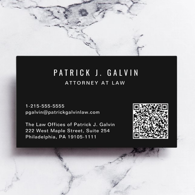 Cartão De Visita Código QR profissional preto (Capture attention, make connections, and leave a lasting impression with our modern QR business card)