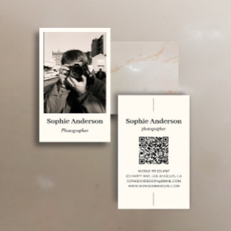 Cartão De Visita Código QR Vertical de Fotógrafo Minimalista Elegan