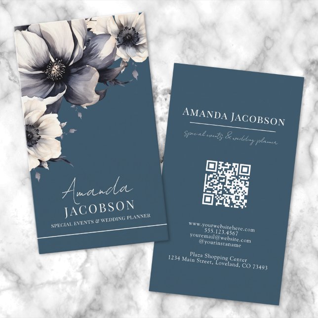 Cartão De Visita Código QR Vertical Floral Elegante Azul (Vertical QR Code Blue Floral Elegant Professional Business Card)
