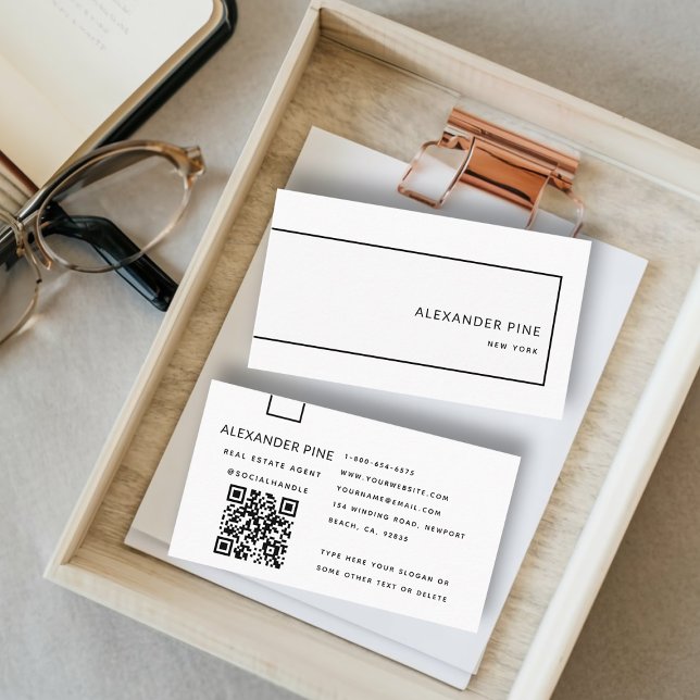 Cartão De Visita Código QR White White Sleek Moderno Negro (simple modern elegant professional corporate generic business card black white qr code website class)