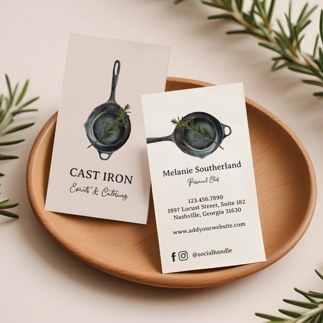 Cartão De Visita Crânio Negro Skillet Pessoal Chef & Catering (Black Cast Iron Skillet Personal Chef & Catering Business Card)