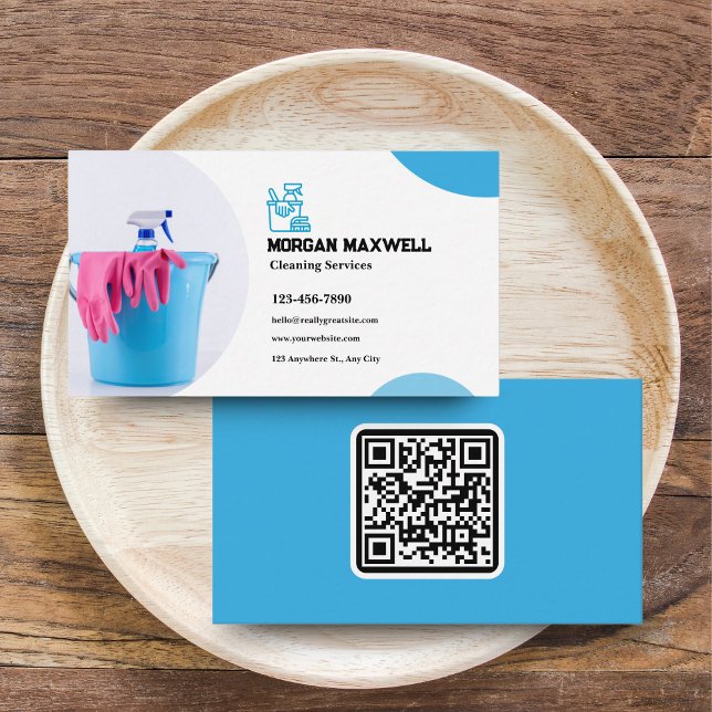 Cartão de visita de Serviços de Limpeza com Código (Cleaning Services Business Card with QR Code - Modern & Professional)