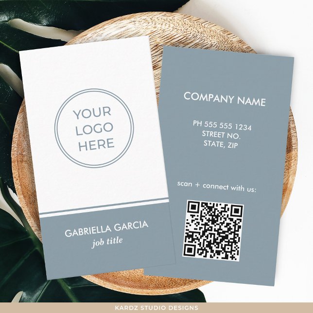 Cartão de visita do logotipo do código QR azul (Add your business informaation and logo, and URL to create QR Code. )