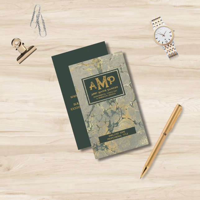 Cartão De Visita Dourado e verde texturizado 3 letras monograma (Criador carregado)