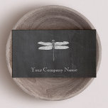 Cartão De Visita Dragonfly Vintage Etching Chalkboard<br><div class="desc">A libélula é um símbolo de prosperidade, boa sorte, força, paz, harmonia e pureza. Como inseto do vento, o totem da libélula simboliza a mudança. Dragonflies sendo criaturas da água, simbolismo de carregar que se relaciona ao subconsciente, ou mente e pensamentos "sonhando". Um cartão de excelente para os profissionais em...</div>