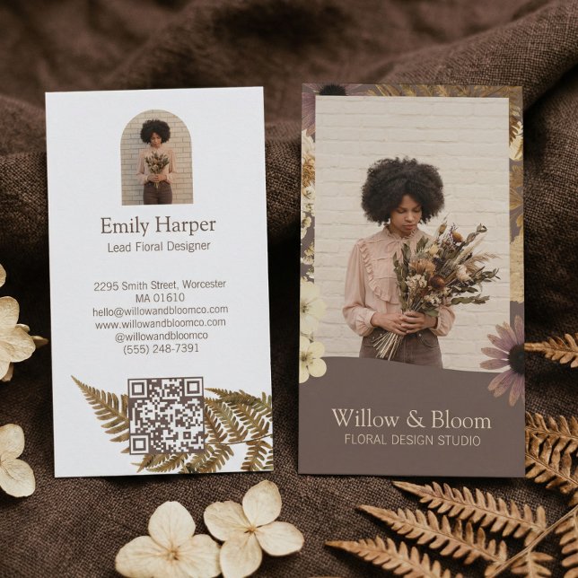 Cartão De Visita Elegant Boho Botanical Wildflower Floral Photo QR (Elegant Boho Botanical Wildflower Floral Photo QR Business Card)