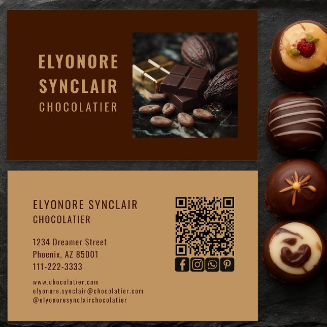 Cartão De Visita Elegant Brown Chocolatier Photo Social QR Code  (Criador carregado)