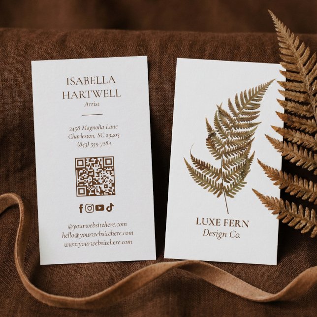 Cartão De Visita Elegant Chic Modern Luxury Botanical Fern Greenery (Elegant Chic Modern Luxury Botanical Fern Greenery Business Card)