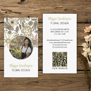 Cartão De Visita Elegante Código QR de Foto Floral Branco e Bege Lo