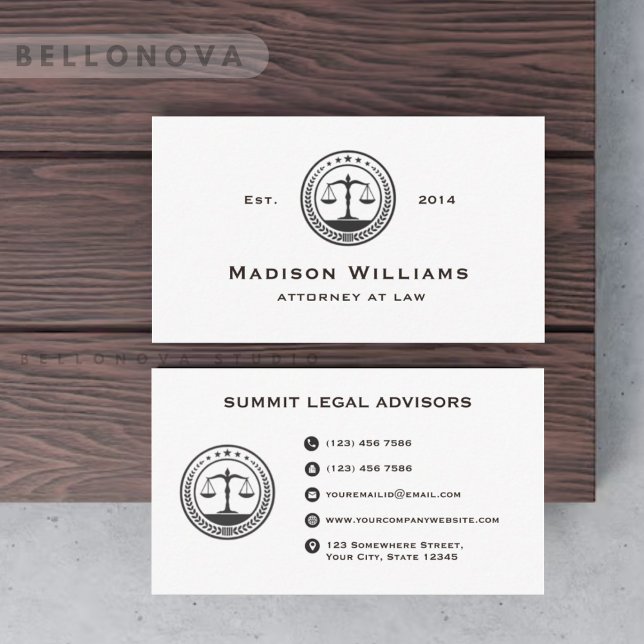 Cartão De Visita Escritório Personalizado De Lei De Monograma Branc (Custom White And Black Monogram Law Office Business Card)