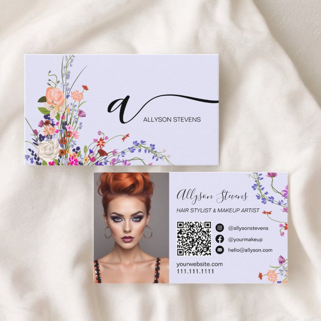 Cartão De Visita Feijões-chic makeup foto inicial qr code (Wildflowers chic hair makeup photo initial qr code business card on lavender)