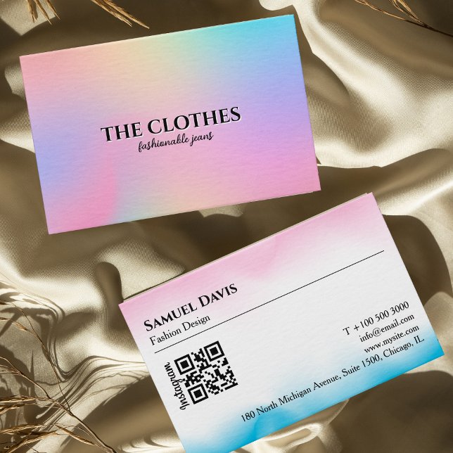 Cartão De Visita Feminina de Gradação Holográfica da Loja de Vestuá (Clothing Store Holographic Gradient Feminine Business Card)