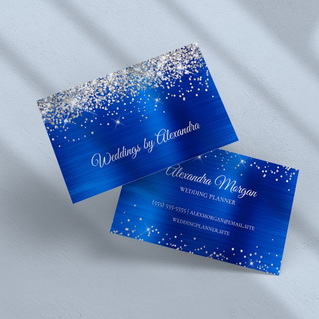 Cartão De Visita Folha Azul-Satírica brilhante (Sparkly Silver Glitter Bright Blue Satin Foil Business Card)