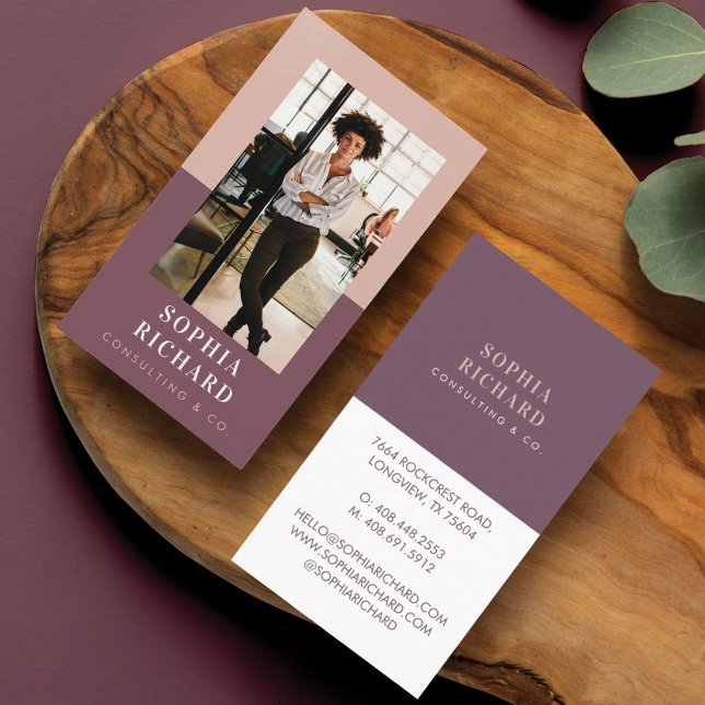 Cartão De Visita Foto de Negócios Moderna para Blush e Plum Profess (Criador carregado)